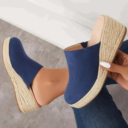 Espadrille sandals for women