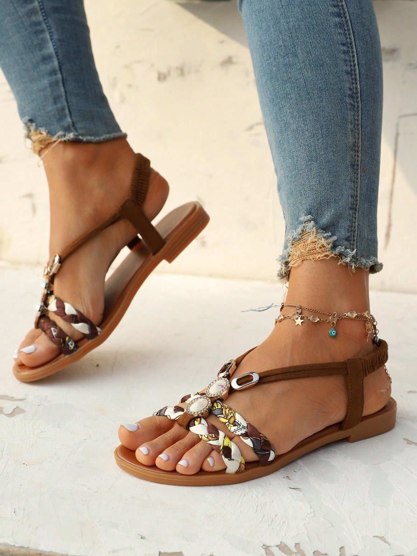 Flat Round Toe Sandals for Women
