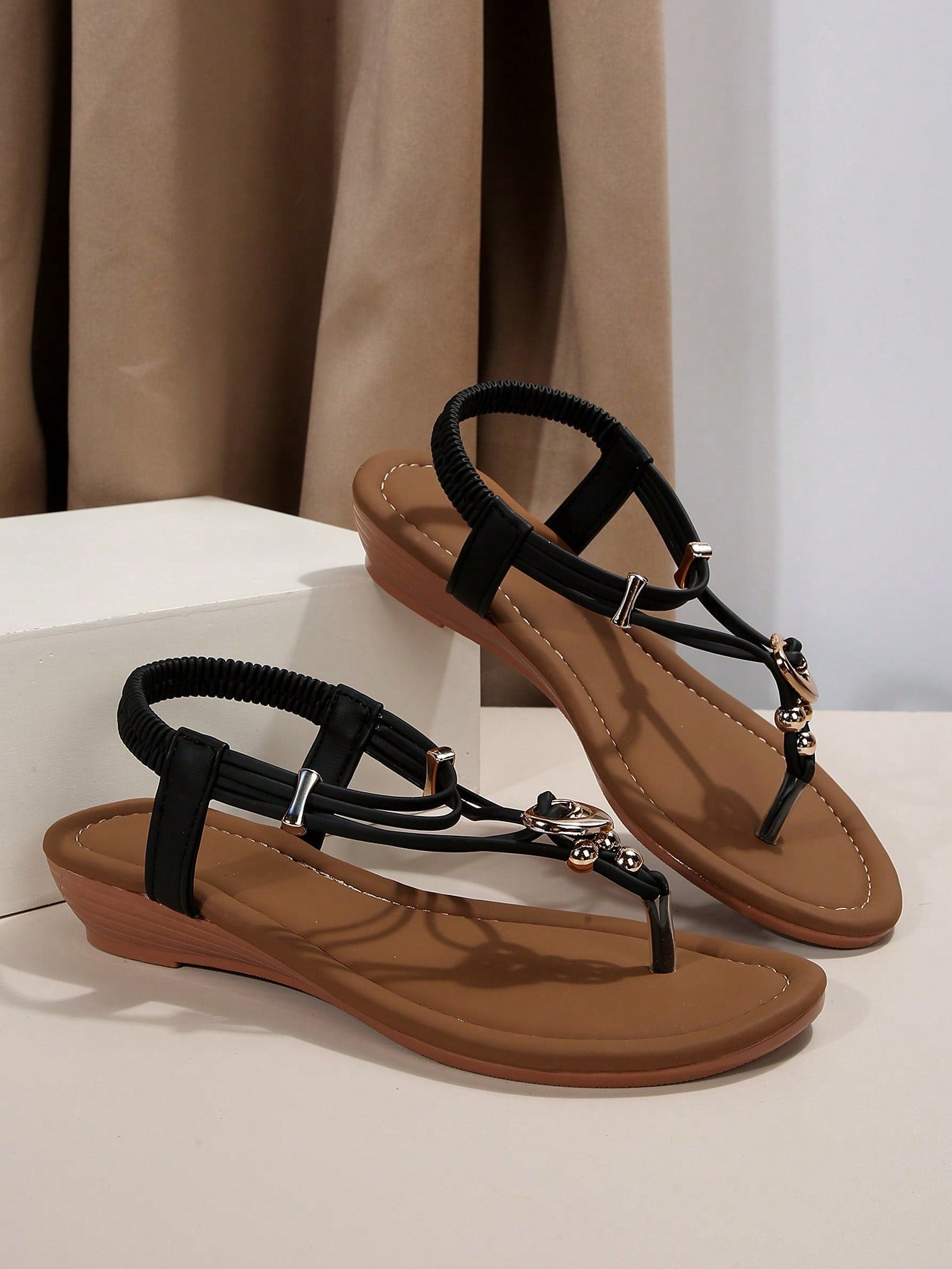 Flat Round Toe Sandals for Women