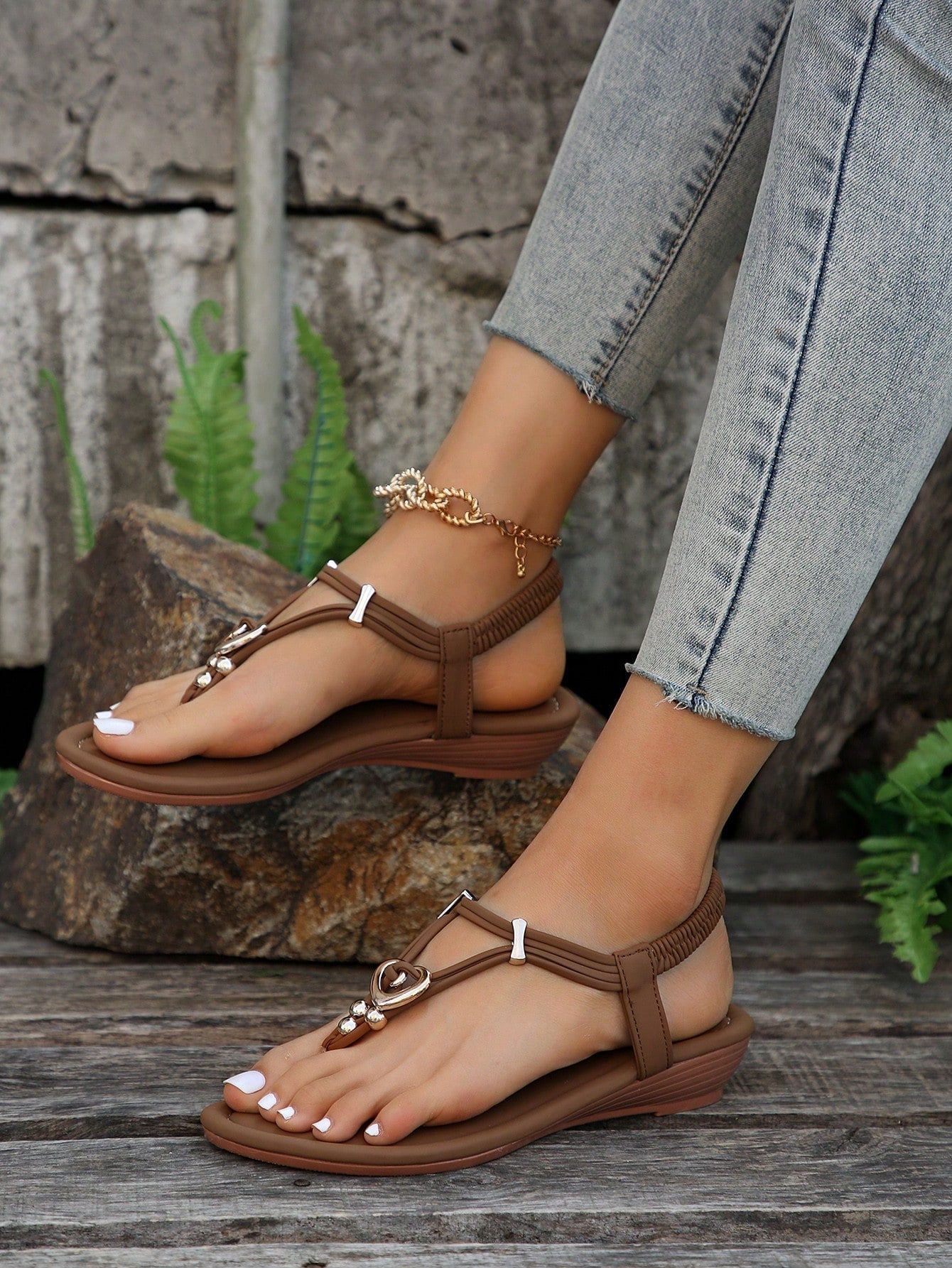 Flat Round Toe Sandals for Women