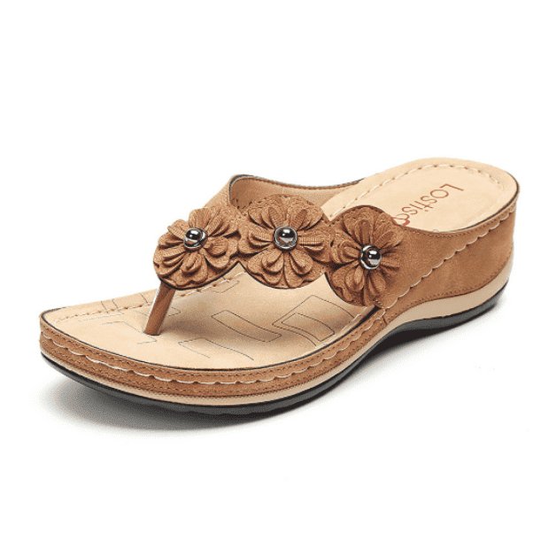 Fashionable and supportive orthopedic summer footwear
