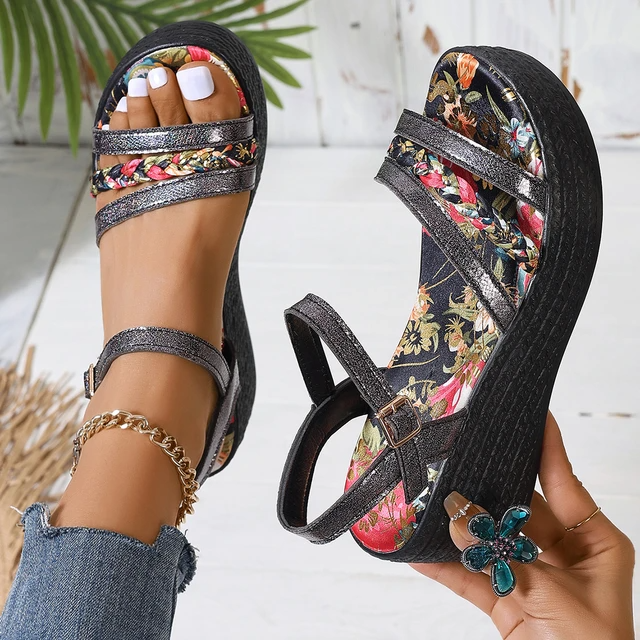 Women's Flower Pattern Wedge Heeled Sandals