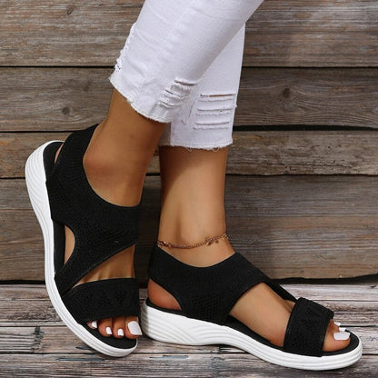 Slim orthopaedic sandals for women