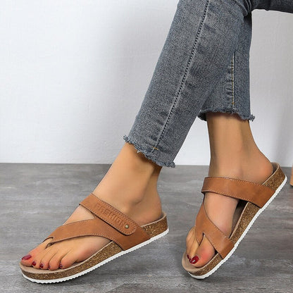 Modern and airy sandals