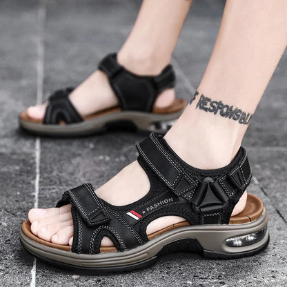 Simple and breathable Sandals for men