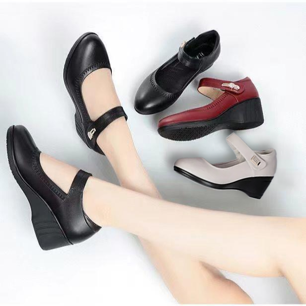 Classic low wedge heel casual shoes