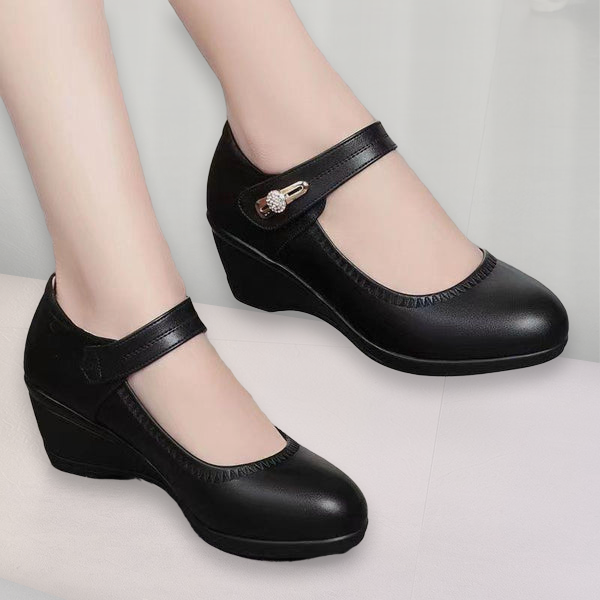Classic low wedge heel casual shoes