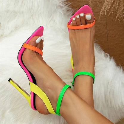 Elegant and detailed supportive summer Sandals