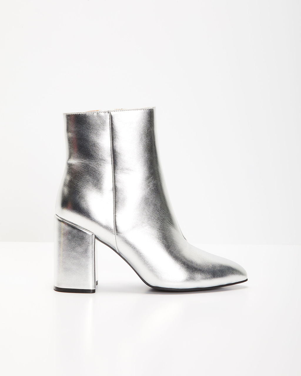 Durable and supportive orthopedic summer Heels