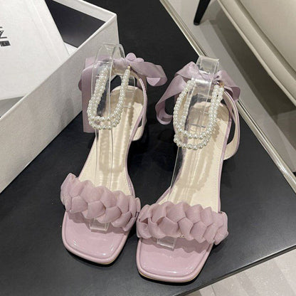 Comfortable and versatile orthopedic summer footwear