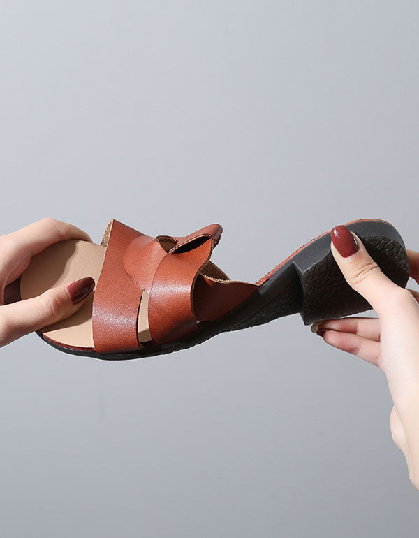 Flexible chic sandals