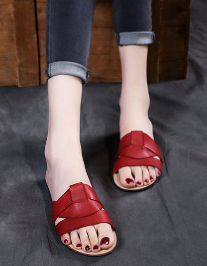 Flexible chic sandals