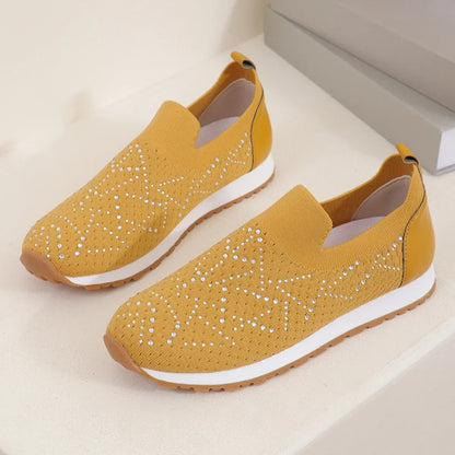 Relaxed and supportive orthopedic Flats