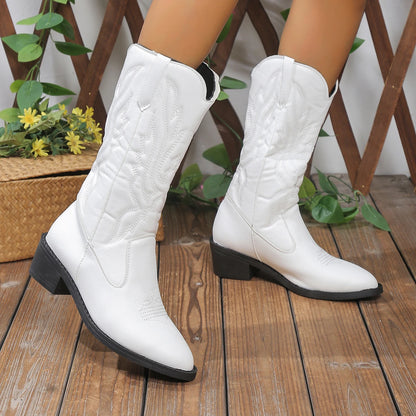 Supportive and versatile orthopedic Boots