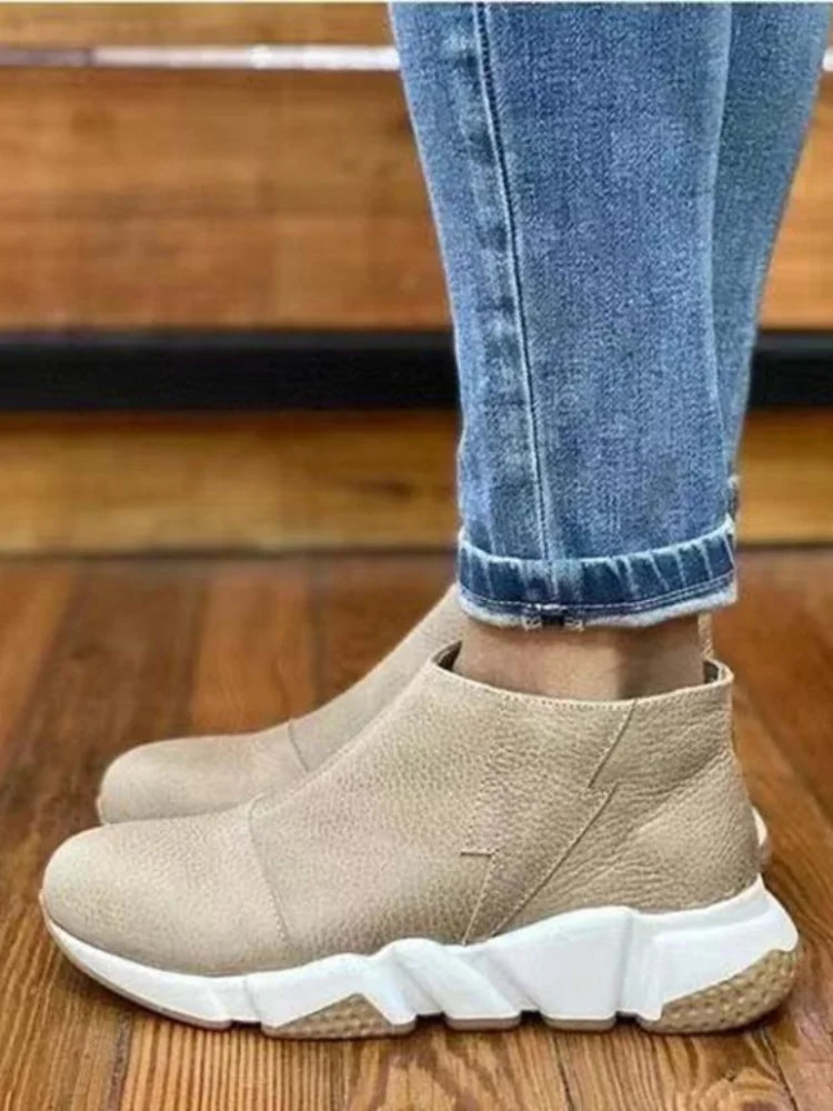 Fashionable supportive orthopedic Shoes