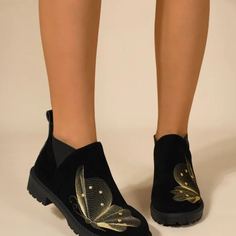 Trendy and supportive orthopedic Shoes 