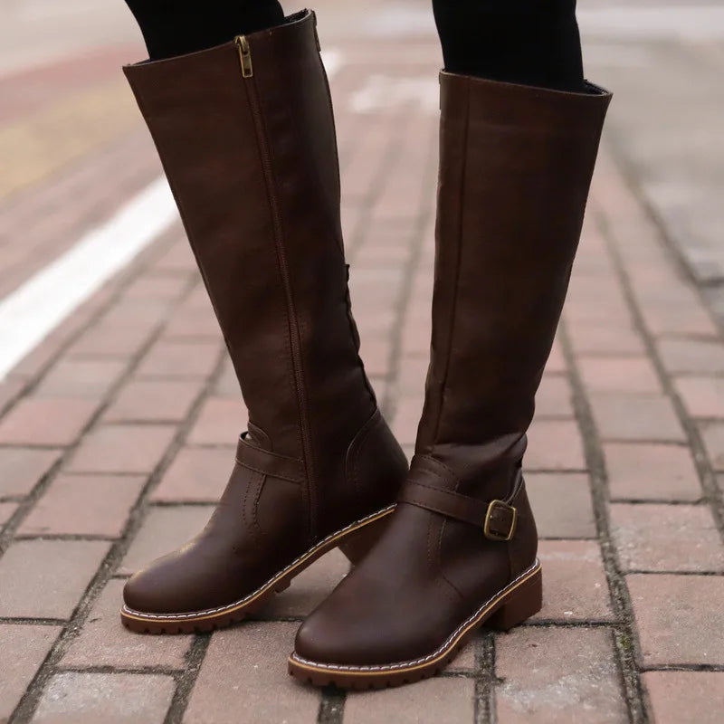 Casual and supportive orthopedic Shoes