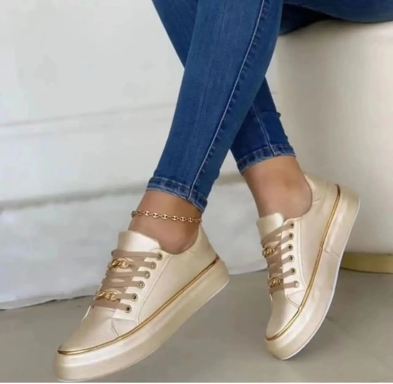 Supportive lightweight orthopedic Shoes