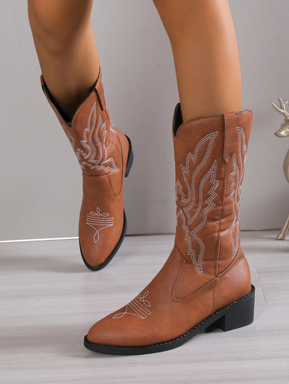 Supportive and versatile orthopedic Boots