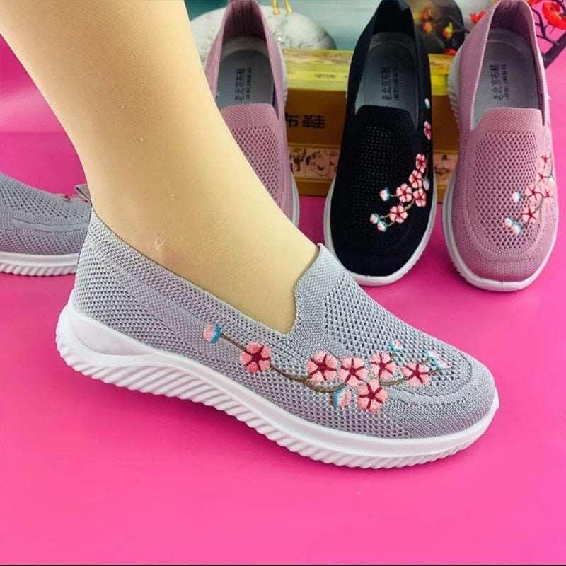 Women's slip-on shoes