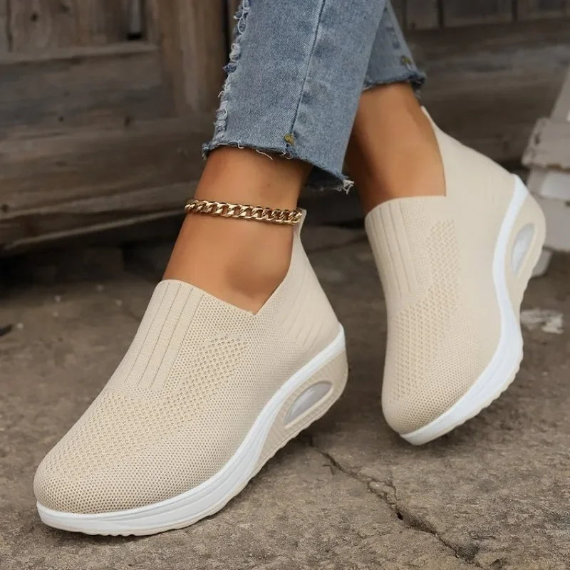 Comfortable and fashionable orthopedic Shoes