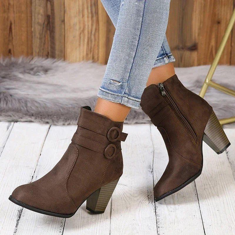 Relaxed and supportive orthopedic Heels