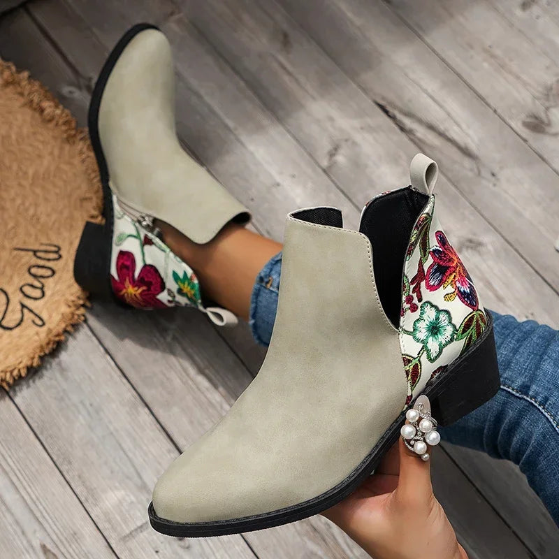 Casual orthopedic tailored Boots