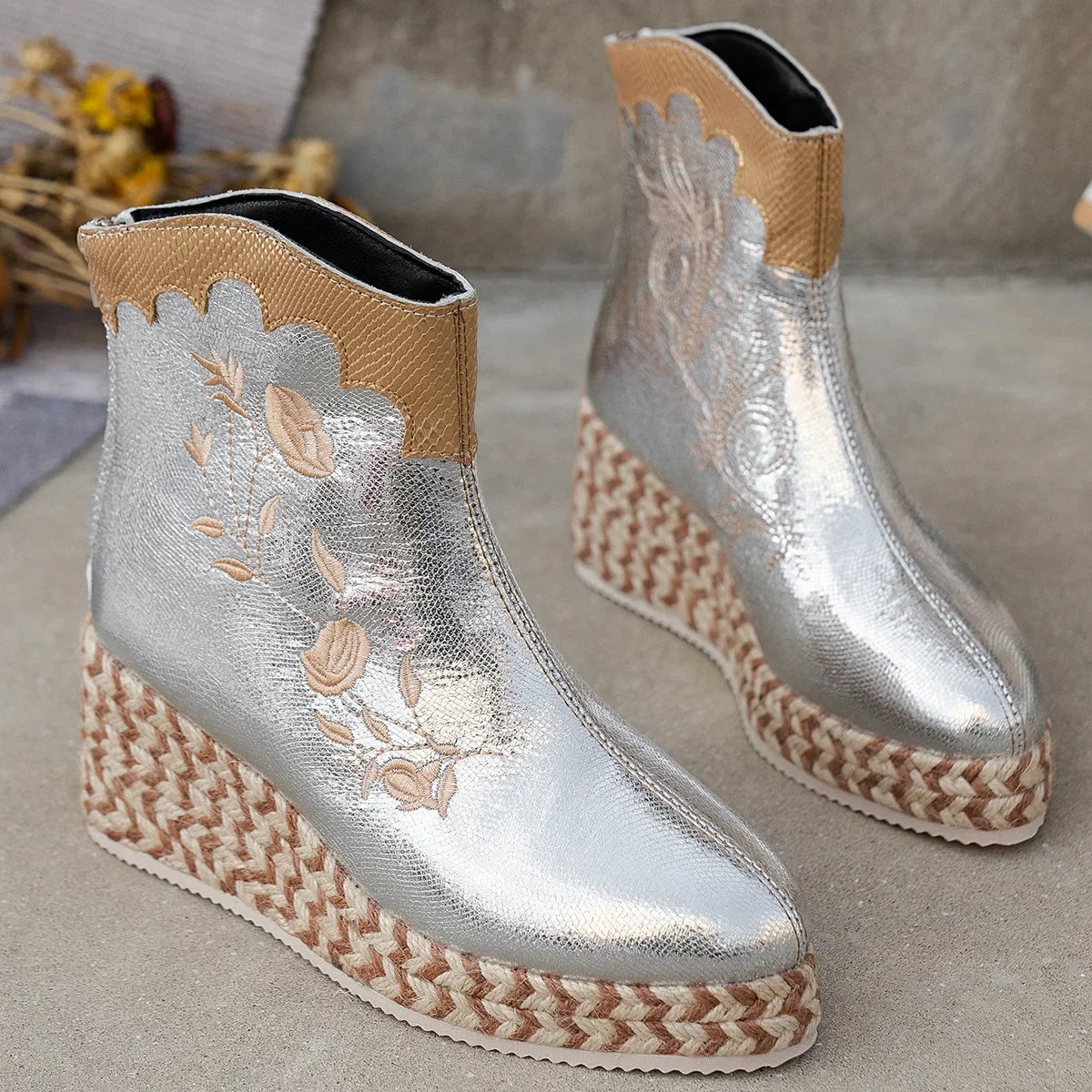 Tailored and comfortable orthopedic Heels