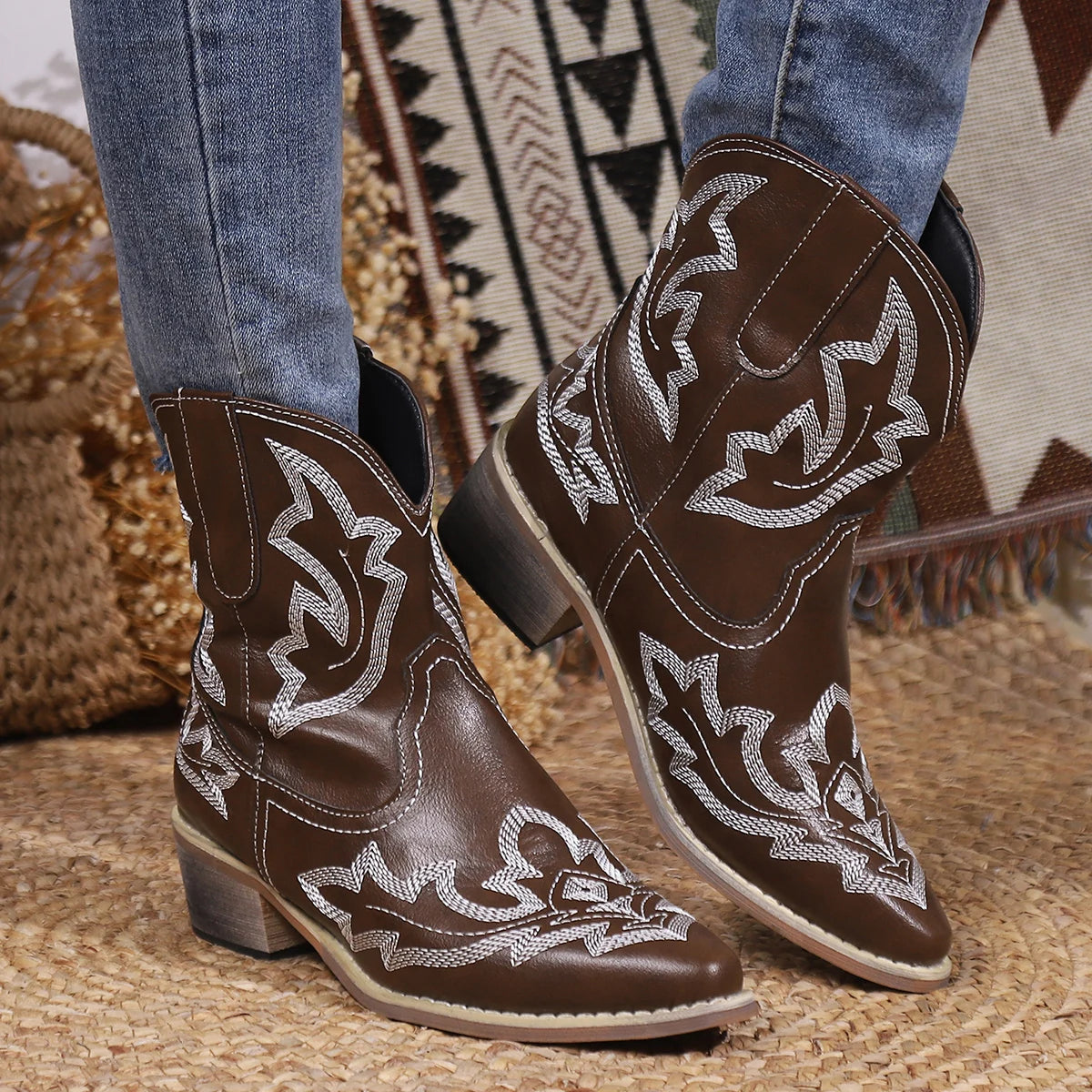 Durable orthopedic Boots