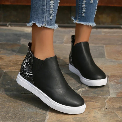 Elegant and detailed supportive Shoes