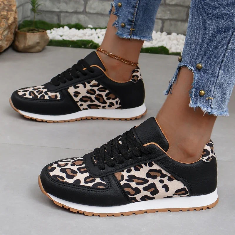 Casual and supportive orthopedic Shoes