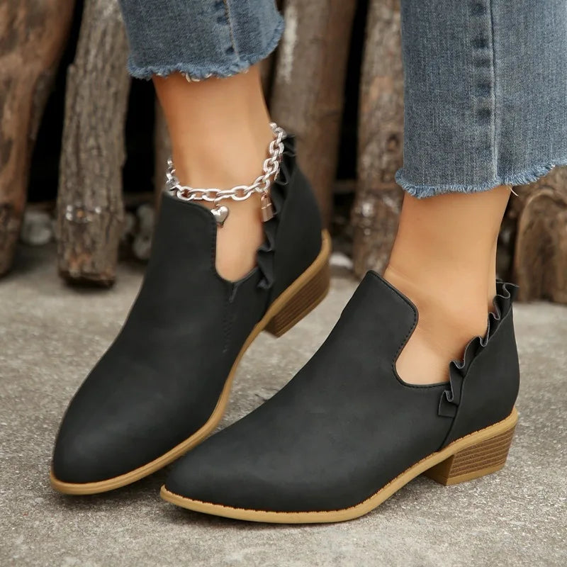 Tailored and comfortable orthopedic Heels