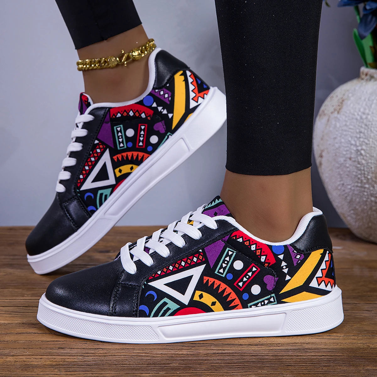 Fashionable and supportive orthopedic Shoes