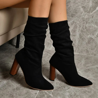 Elegant and detailed supportive Shoes