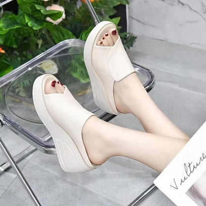 Supportive stylish orthopedic summer footwear