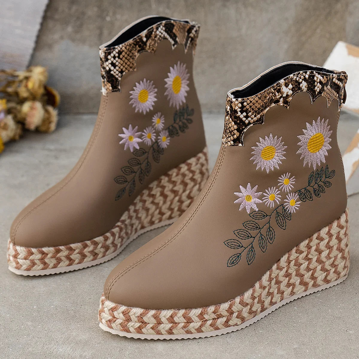 Tailored and comfortable orthopedic Heels