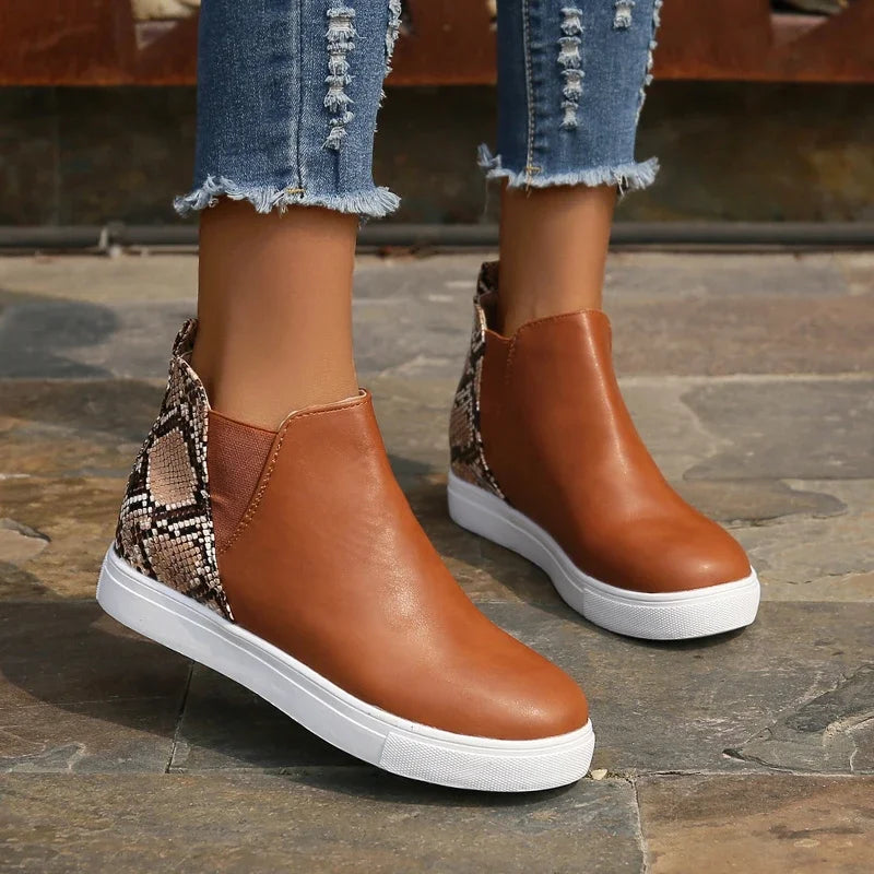 Elegant and detailed supportive Shoes