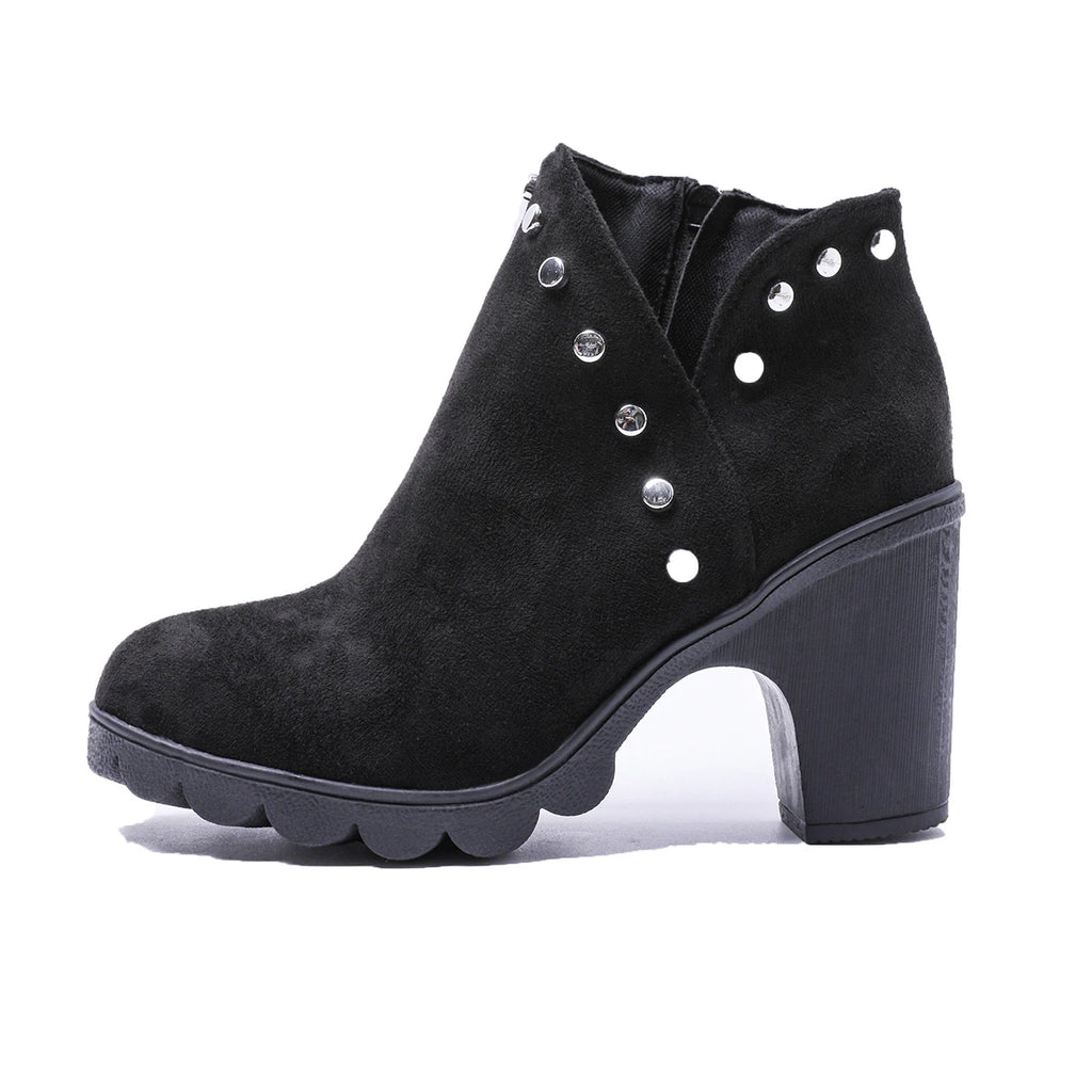 Trendy and supportive orthopedic Shoes