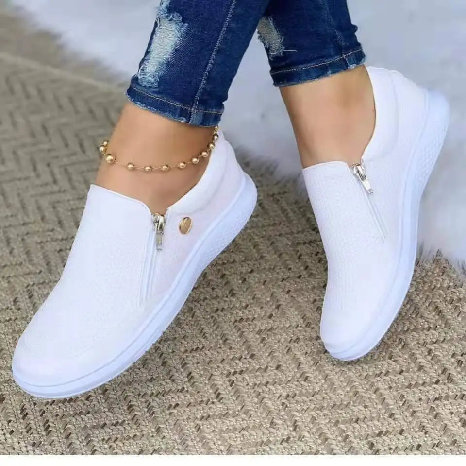 Waterproof Round Toe Flats