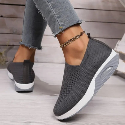 Comfortable and fashionable orthopedic Shoes
