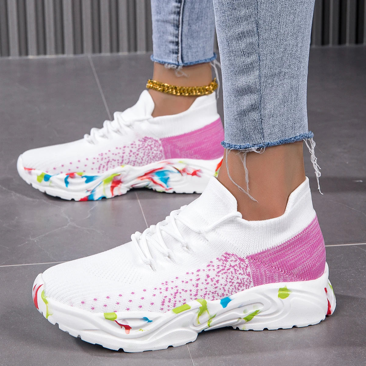 Comfortable and fashionable orthopedic Shoes