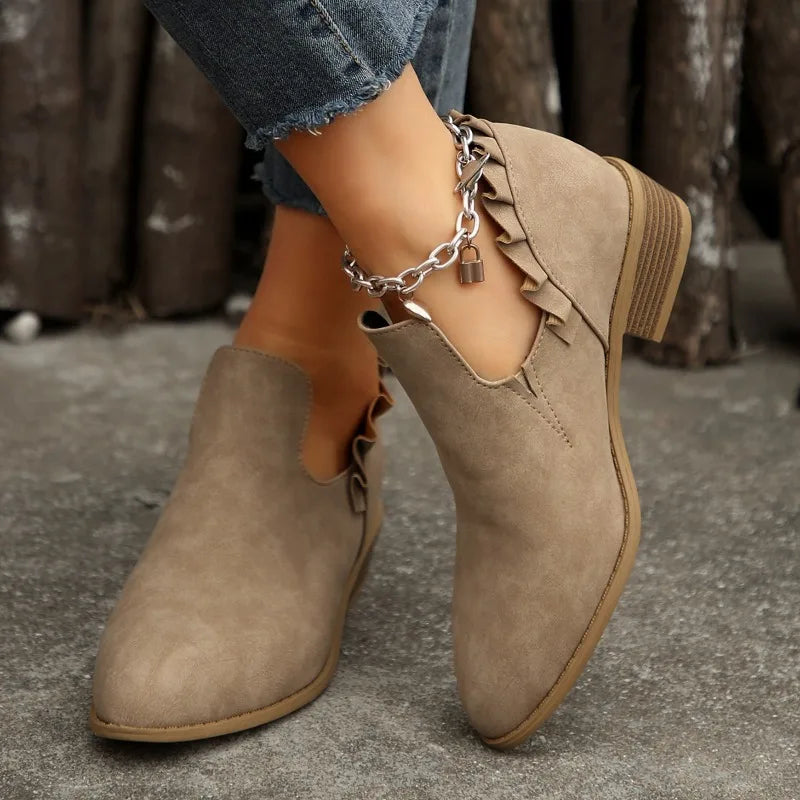 Tailored and comfortable orthopedic Heels