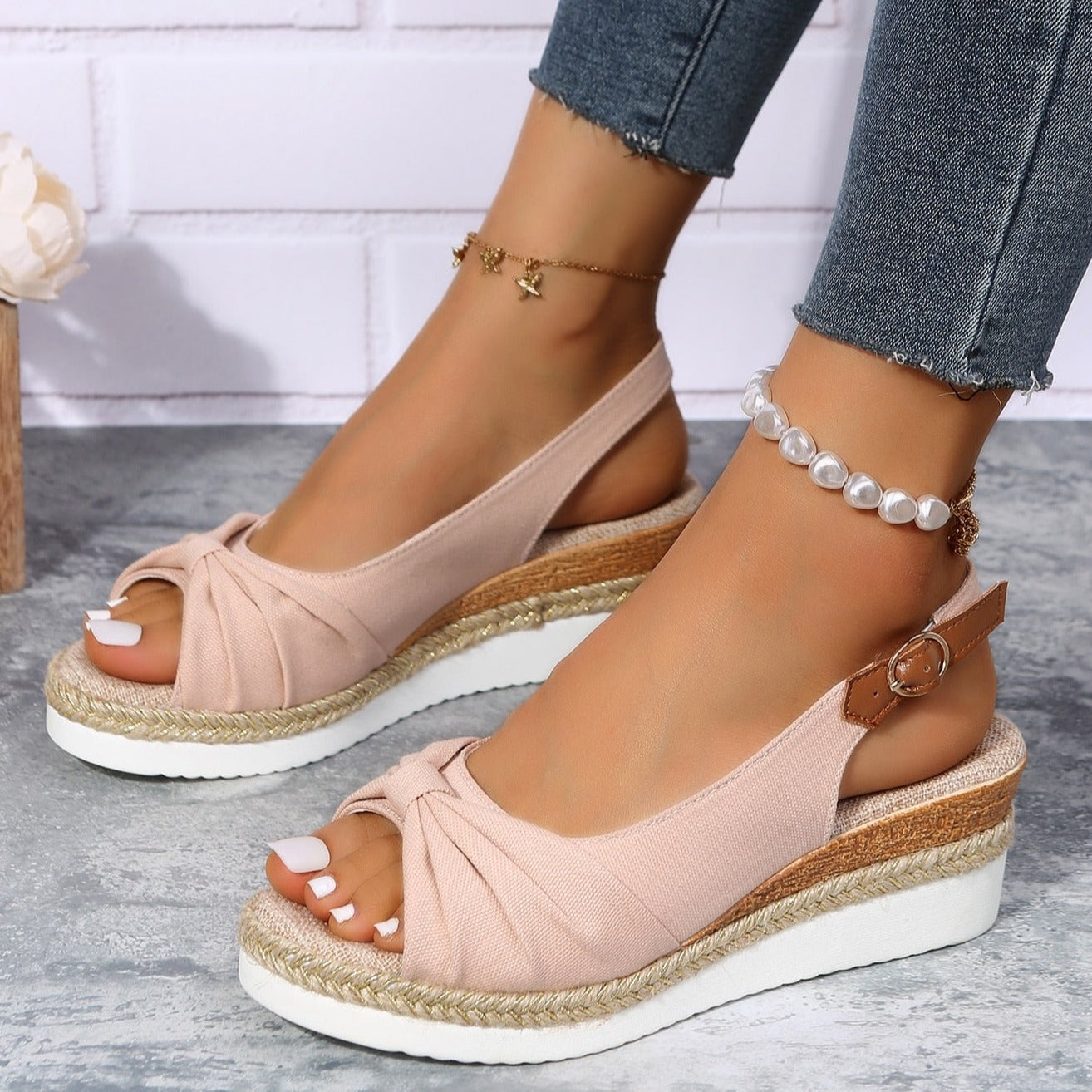 Women's wedge heel sandals