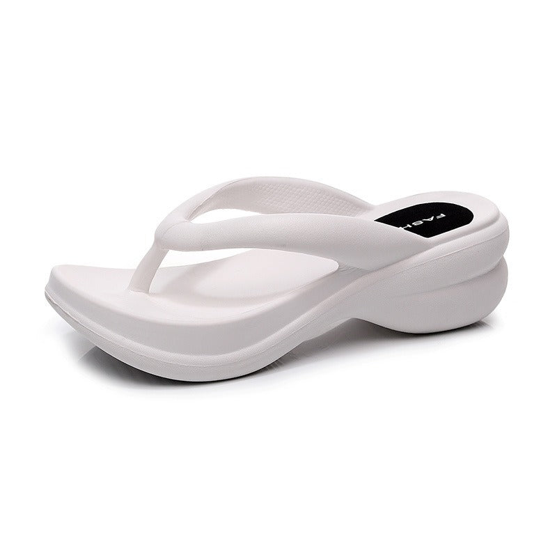 Simple and lightweight slippers