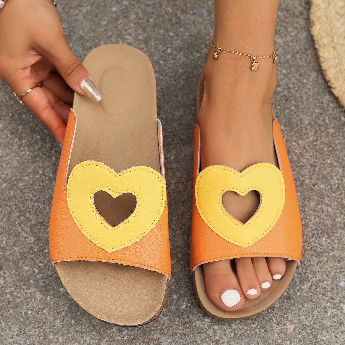 Women's Hollow Heart Design Sandals