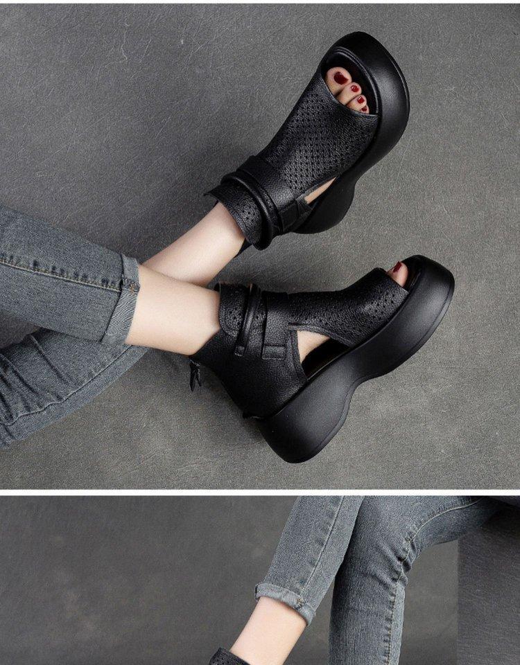 Vintage Casual leather sandals of high quality