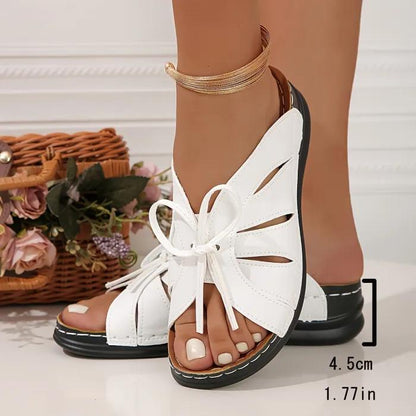 Slim and airy sandals