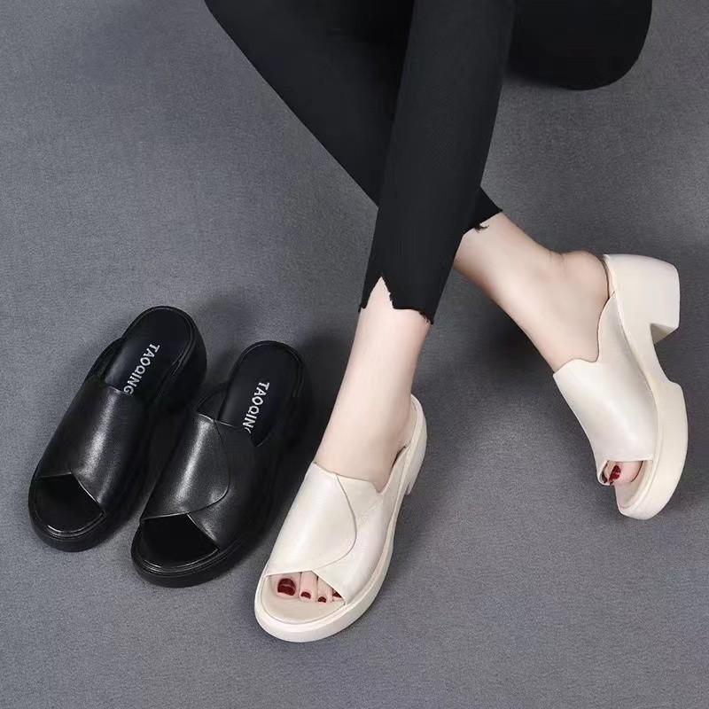 Supportive stylish orthopedic summer footwear