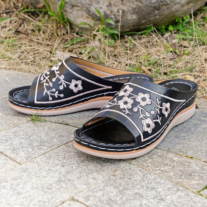 Floral Design Ladies' Summer Slides