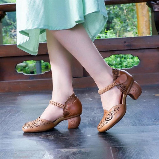 Relaxed and supportive orthopedic summer Heels